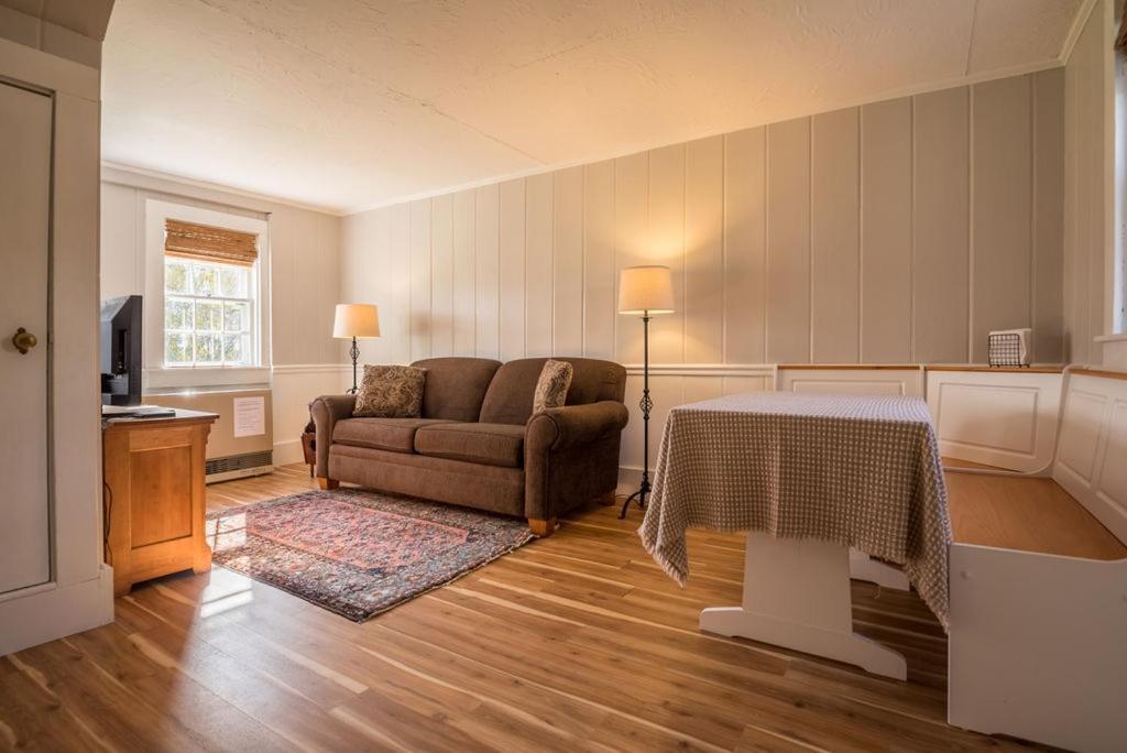 Inn At Valley Farms Walpole Экстерьер фото